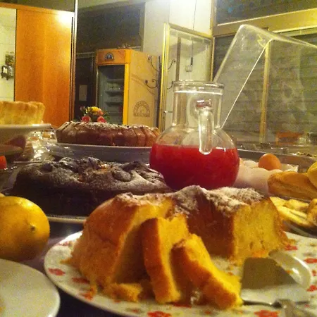 La Rotonda Bed and Breakfast 3*