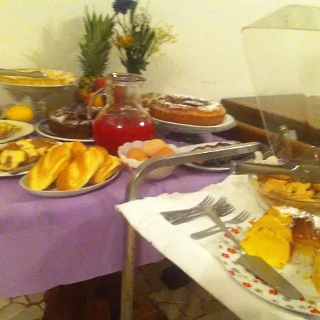 La Rotonda Bed and Breakfast Montale (Tuscany)