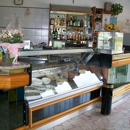 Bed and Breakfast La Rotonda Montale (Tuscany)
