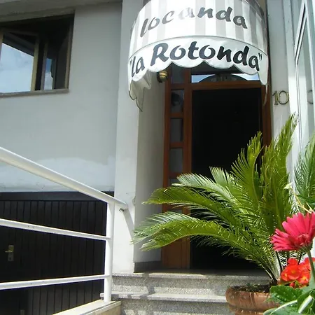 Bed and Breakfast La Rotonda Montale (Tuscany)